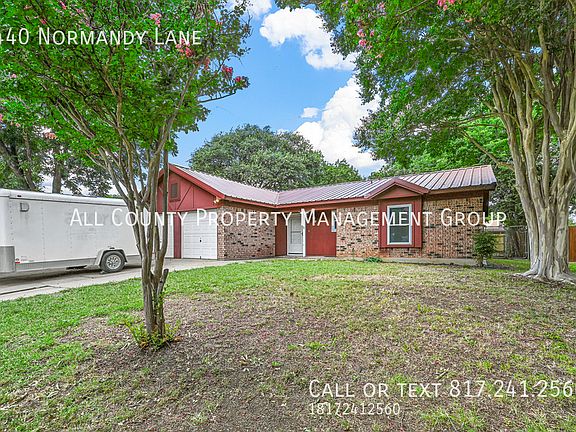 2nd image of 440 Normandy Ln