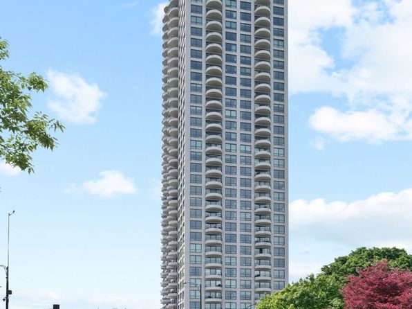 2020 N Lincoln Park W APT 18M, Chicago, IL 60614 condo