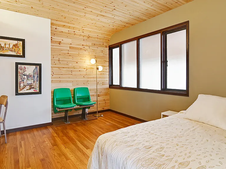 9620 Rainier Ave S — Photo 30