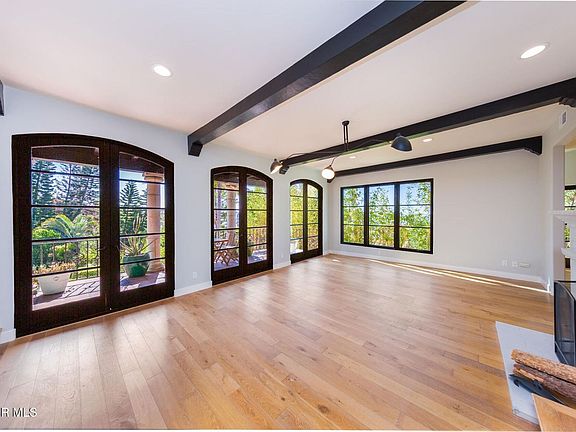 4th image of 1376 Miller Pl