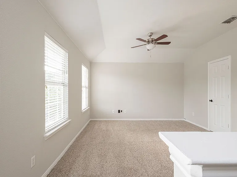 1509 Heron Dr — Photo 26