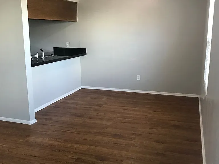 Charming 1-Bedroom Apartment in Fort Worth 700 Sq. Ft. — Photo 6