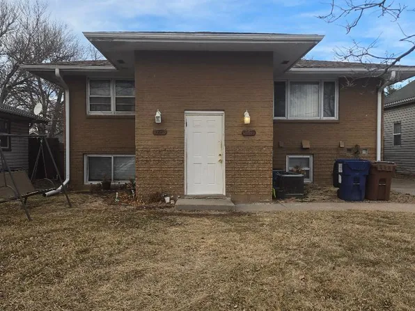 3210 Y St, Lincoln, NE 68503