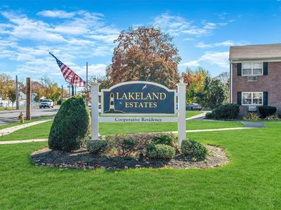 350 Lakeland #7F, Sayville, NY, 11782
