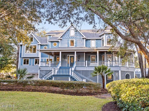 141 Middle Oaks Drive, Wilmington, NC 28409