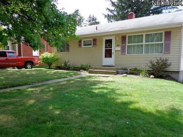 2nd image of 621 Fair Ave