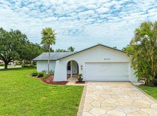 1801 73rd St W, Bradenton, FL 34209