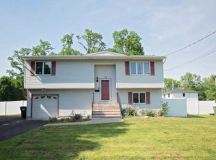 13 Richardson Ave, Eatontown, NJ 07724