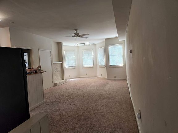 4th image of 1504 W Cary St #B