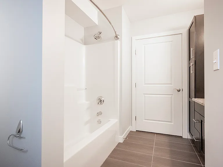 515 McMillan Ave #2 — Photo 28