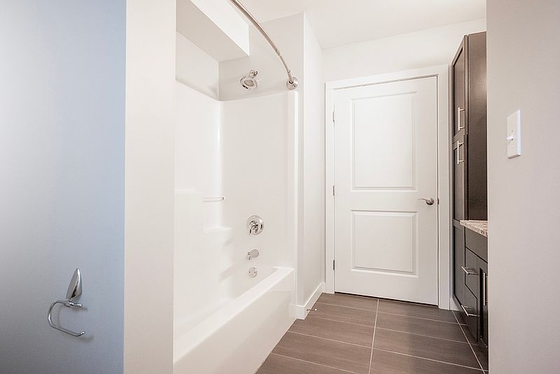 Winnipeg Apartment for rent - 2 Bedrooms — photo 30