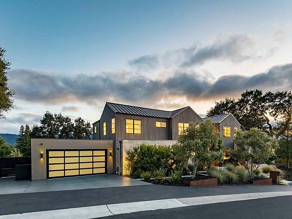 4th image of 2355 Tioga Dr