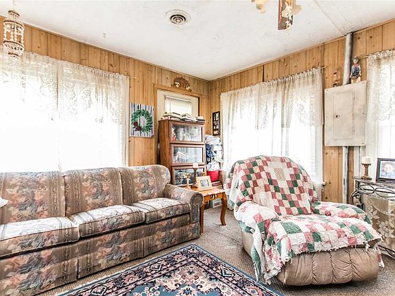 5th image of 5039 N Lakeside Pl