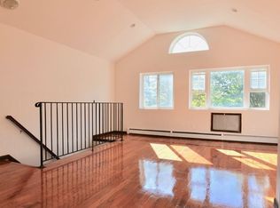 425 Monroe St #2, Brooklyn, NY 11221