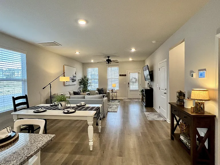 421 Waterfowl Way — Photo 4