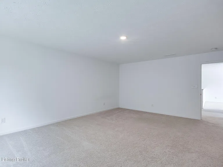 17010 Meander Way — Photo 49