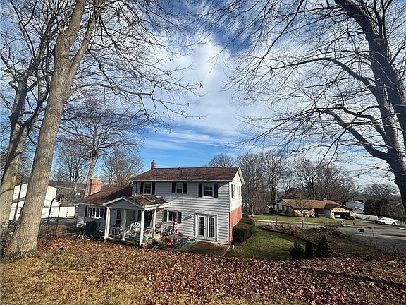 4th image of 1005 Heatherwood Ln