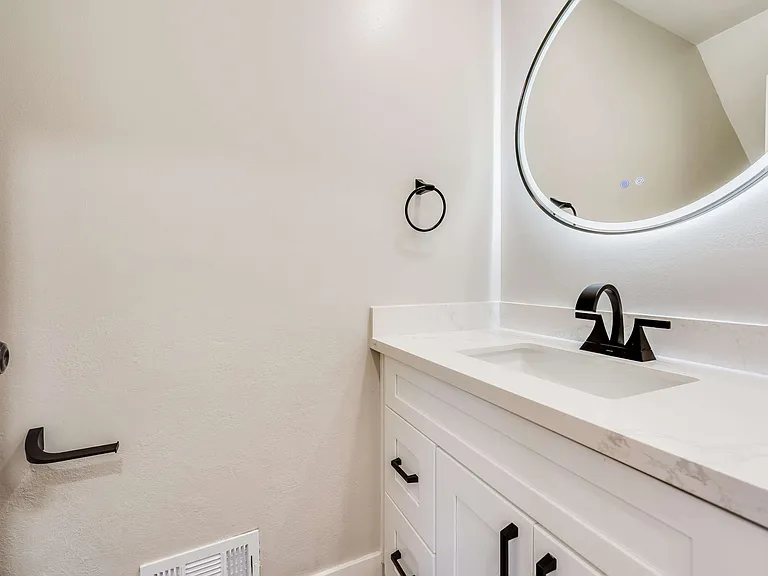 3147 Shriver Dr — Photo 15