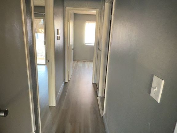 4th image of 157 N Columbia St APT 10