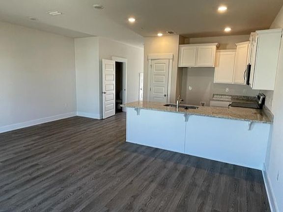 5th image of 1578 Iroquois Ct
