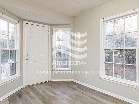 11626_004_dining_room_5.jpg