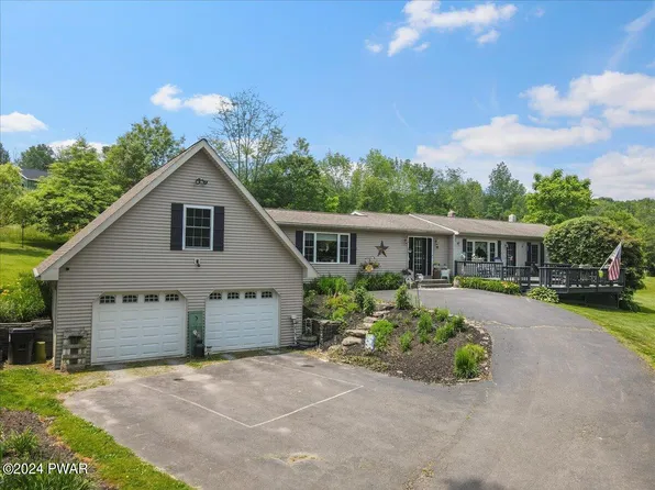 110 Sugar St, Honesdale, PA 18431