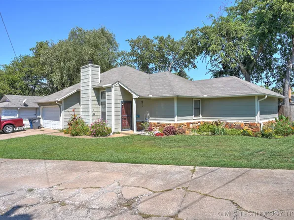 4828 S 25th West Ave, Tulsa, OK 74107