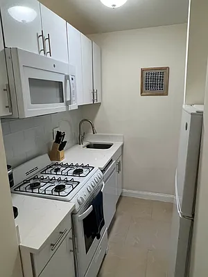 Rented by MOTION New York | media 4