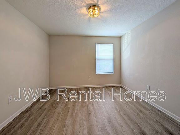 5th image of 6801 Lake Mist Ln