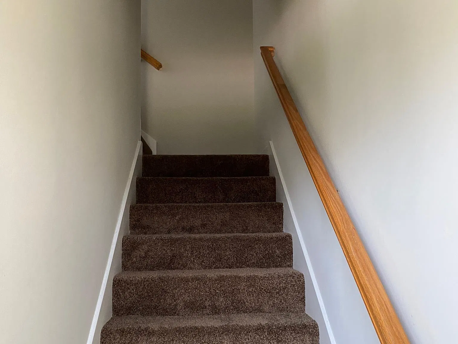 1026 McKenna Dr — Photo 4