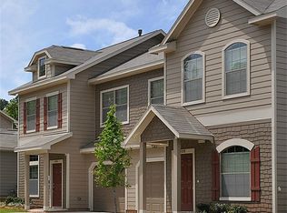 317 Woodland Hills Dr, Conroe, TX 77303