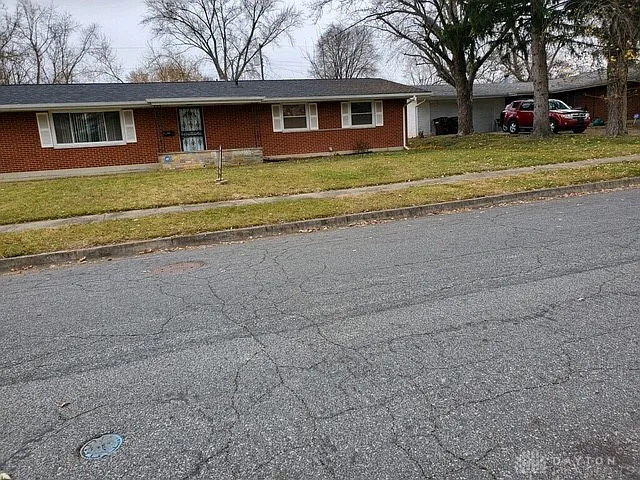 616 Coleridge Ave photo 1