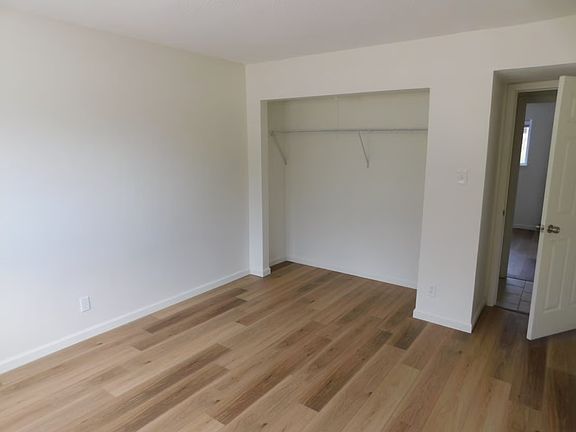 3rd image of 1920 W Towanda Ave APT 13