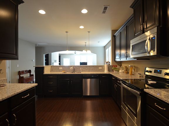 4th image of 107 Glenspring Dr