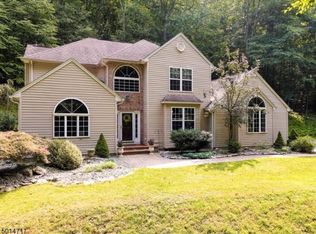 154 Kings Hwy, Hackettstown, NJ 07840