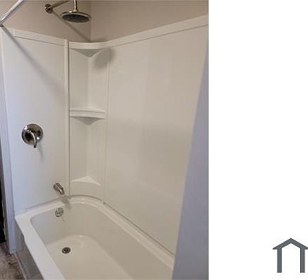 2nd image of 451 Bethlehem Pike