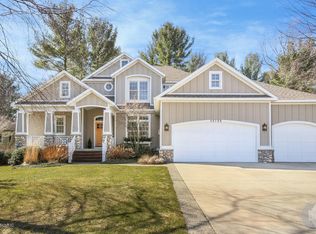 12755 Sanctuary Pl, Grand Haven, MI 49417