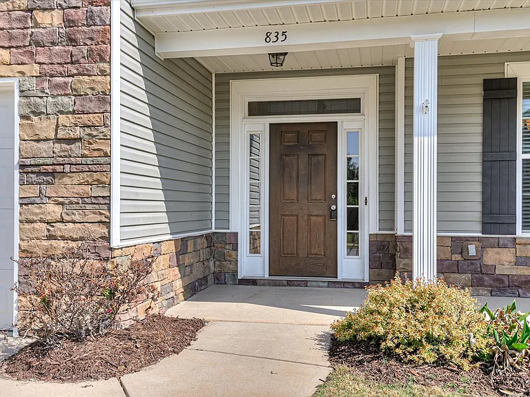 835 Williford Run Dr — Photo 4