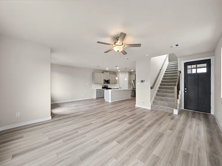 9912 Storehouse Dr — Photo 7