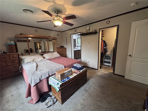 5th image of 1399 Carmichael Rd
