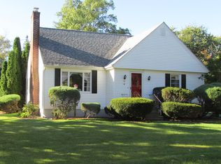 10 Geyer Rd, Elma, NY 14059