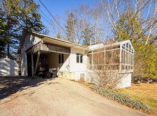 6 Nob Hill Rd, Hancock, ME 04640