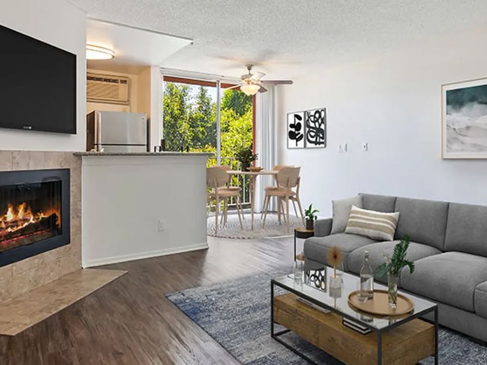 1st image of 7000 Franklin Ave #113