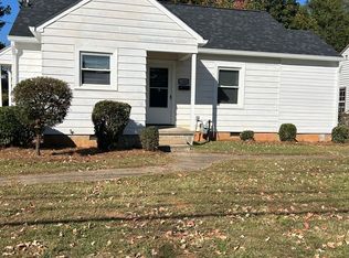 5 NW 30th St, Winston Salem, NC 27105