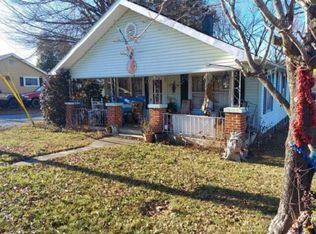 1413 Chestoa Pike, Erwin, TN 37650