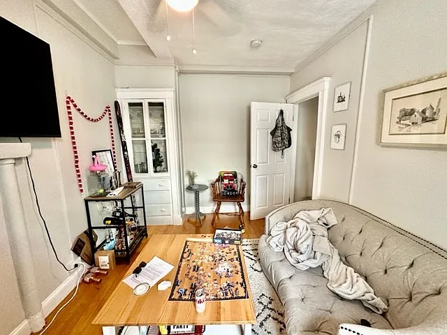 220 Hanover St #17 — Photo 8