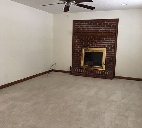 3rd image of 107 Barrington Dr