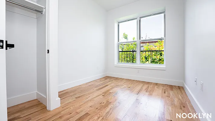 Rented by Nooklyn NYC LLC | media 10