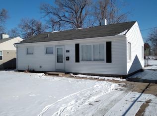 3127 S 40th St, Omaha, NE 68105