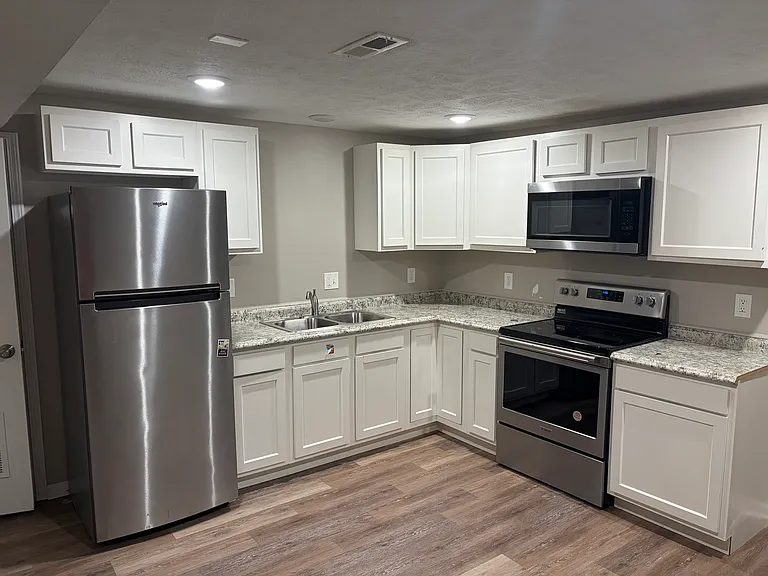 2353 Nebraska St #7 — Photo 6